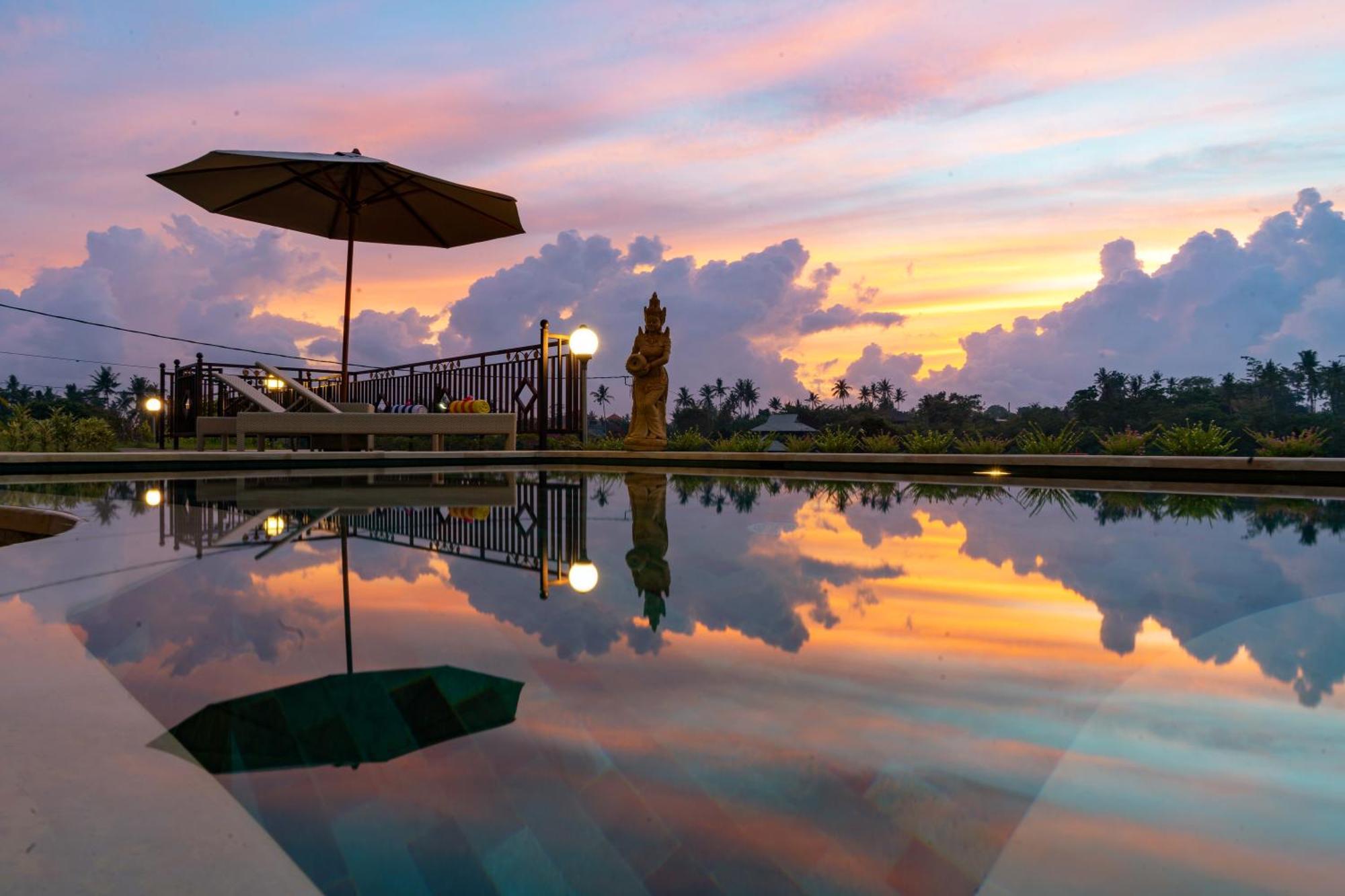 The Pyramid Ubud River Villas Gianyar  Exterior photo